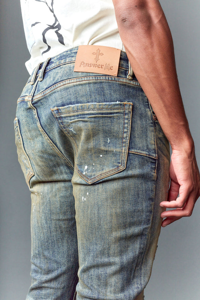 Men's Straight Leg Jeans