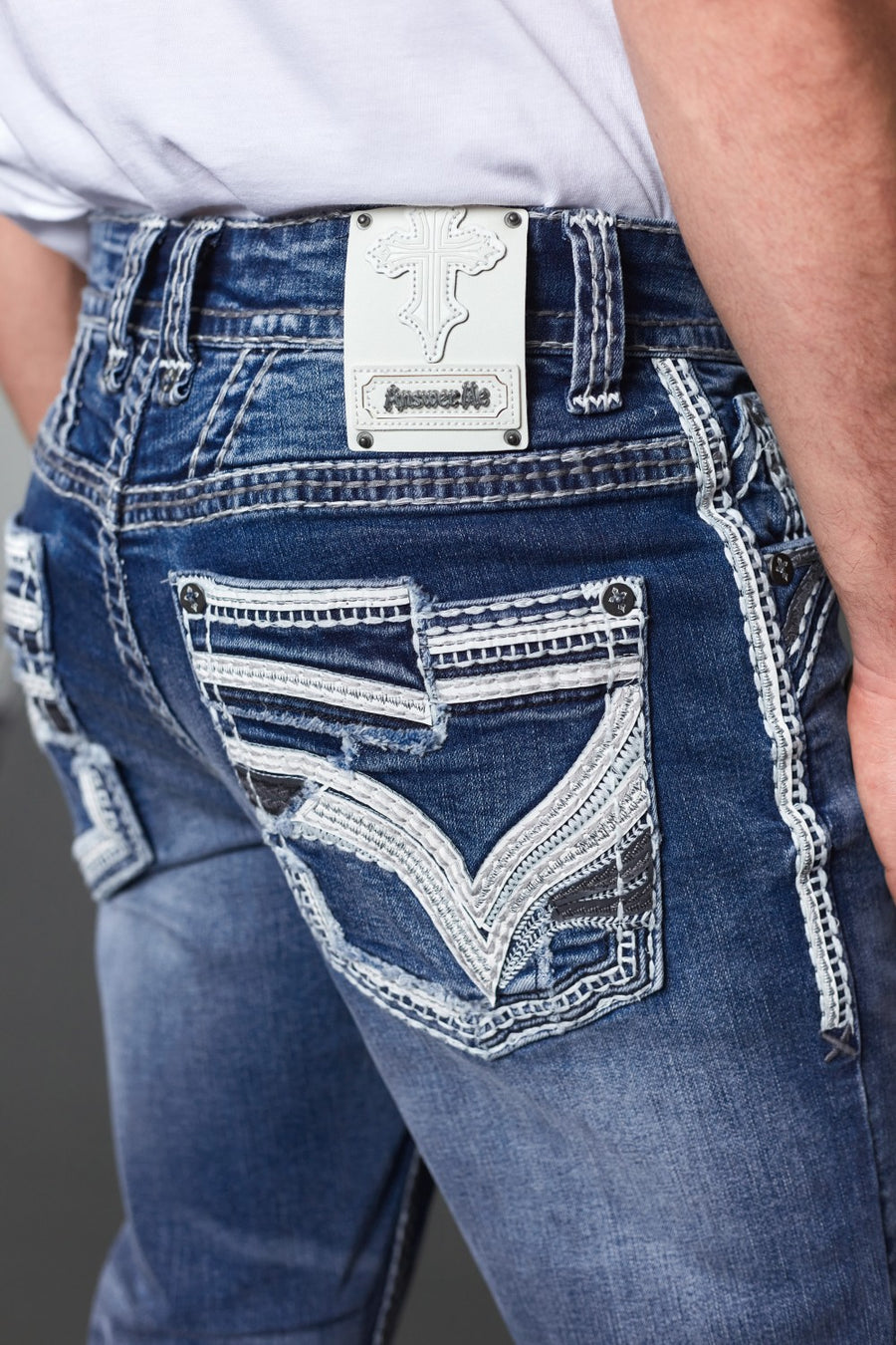 Men's Embroidered Straight Jeans
