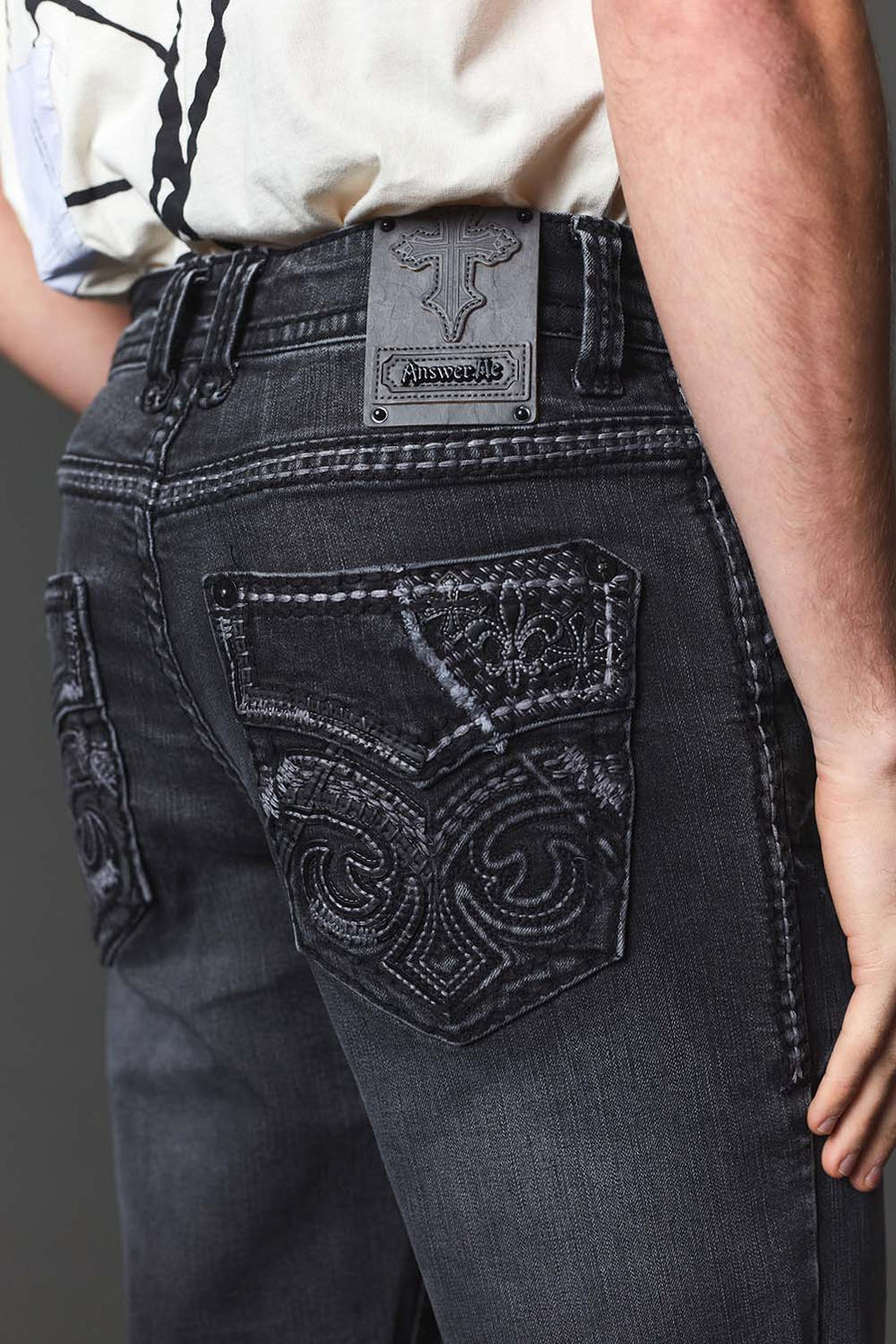 Men's Embroidered Straight Jeans