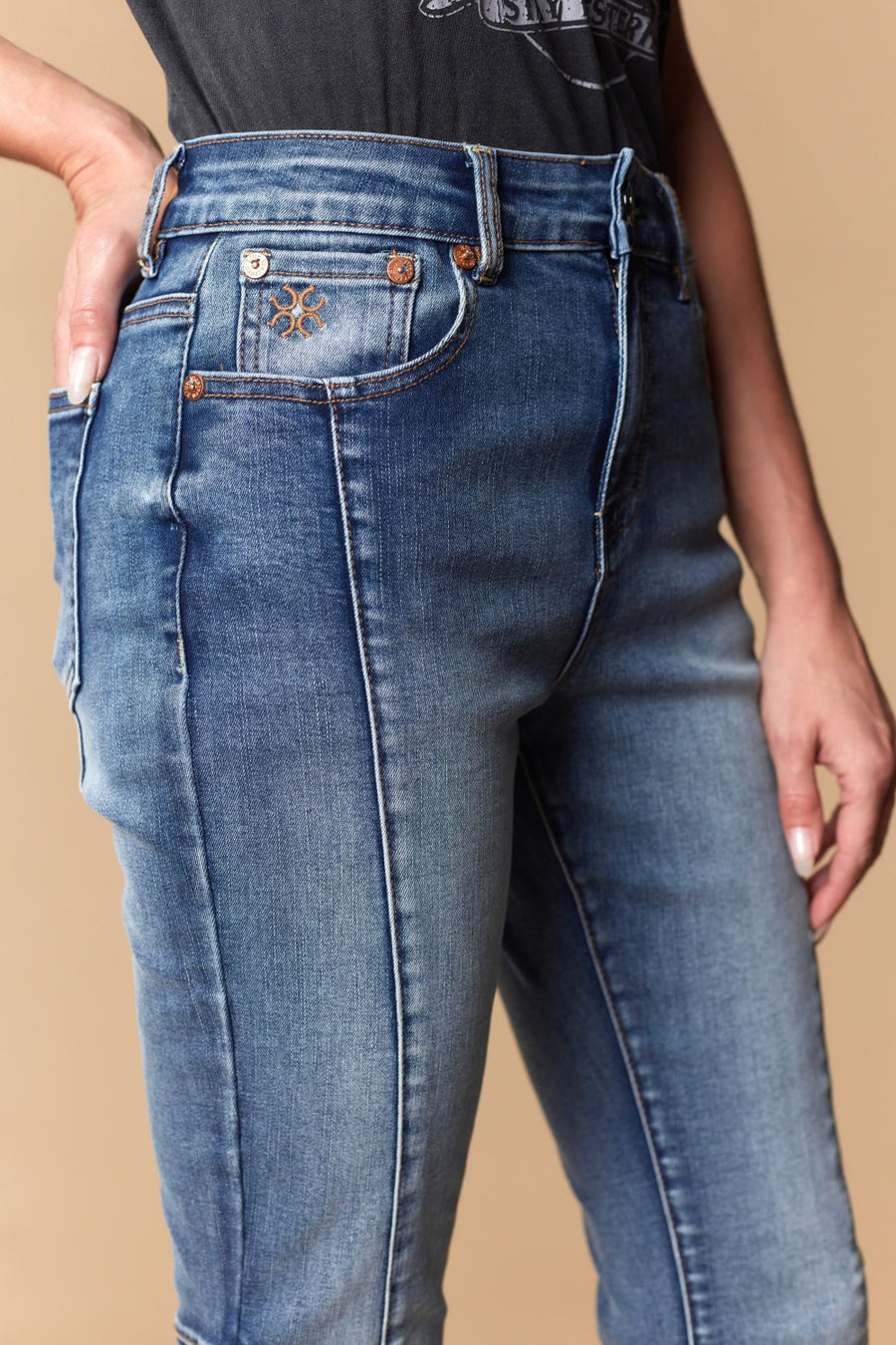 Women's Classic 5-Pocket Flare Jeans