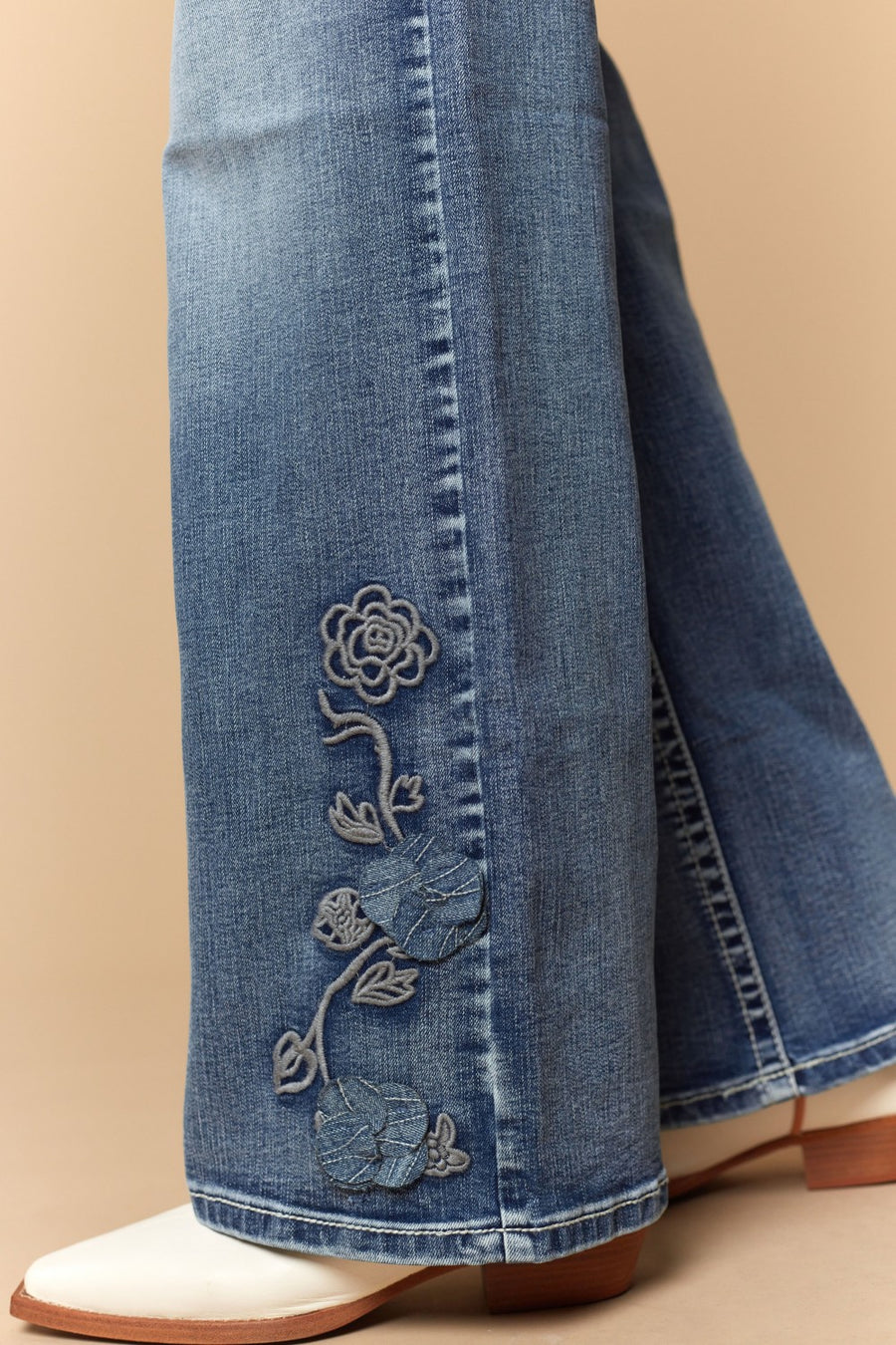 Women's Embroidered Wide Leg Jeans