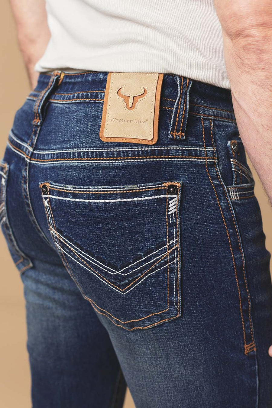 Men's Lite Embroidered Modern Bootcut Jeans